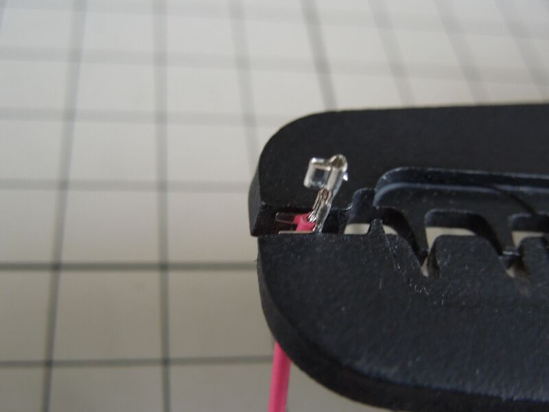 ファイル:Electric Parts Connector 13.jpg